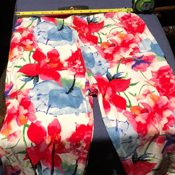 One Size Leggings Floral Print - Picture 4 of 5